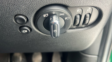 MINI Hatchback 1.5 Cooper Classic 3dr Petrol Hatchback